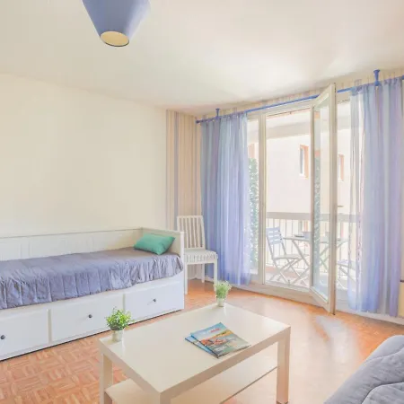 Apartment Le Francois-2 By Interhome