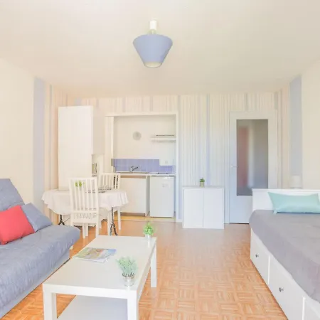 Le Francois-2 By Interhome
